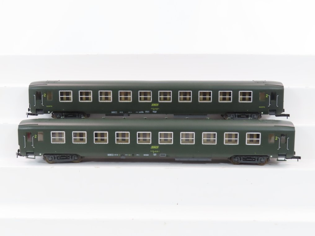 Jouef H0 - 525400/525300 - Modelltog passasjervogn (2) - 2x 4-seters sneltreinseter, 2. klasse - SNCF #1.0