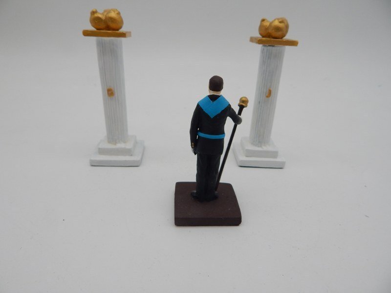 Necunoscut - Insignă - Masonic Franc Maconnerie miniature statue with 2 kolommen J en B - al 20-lea - sfârșit #4.3