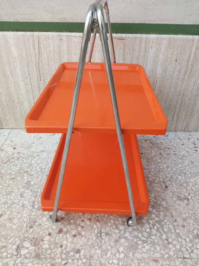 Serving trolley - bar trolley in orange - Plastic, Metal - Serving Trolley #3.2