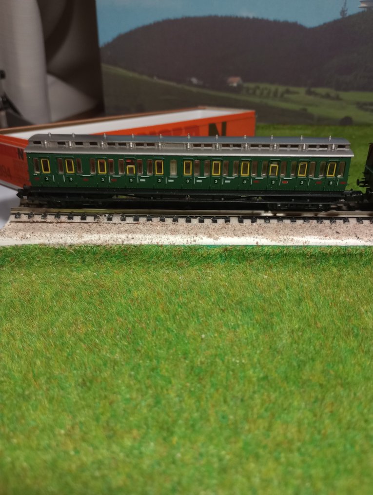 Arnold Rapido N - 3394 3391 - Modeltrein personenwagonset (4) - Gebruikte set, N-schaal, geleverd zonder motor. In goede zichtbare staat; enkele lichte - DB #1.0