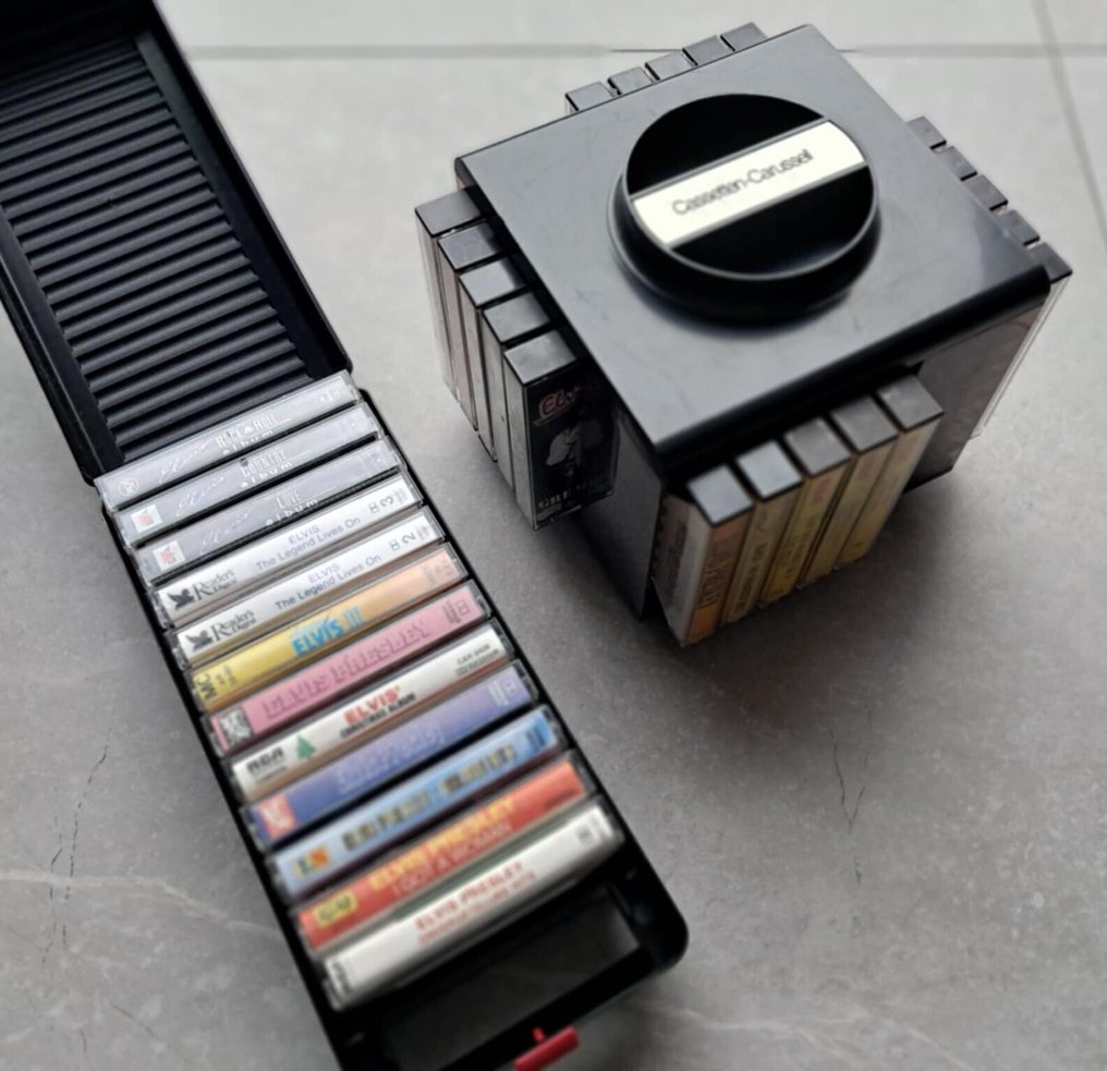 猫王 - 埃维斯·普里斯利 - Vintage Cassette Collection (32 Original RCA & European Releases, 1978–1992) incl. Carousel - 多个标题 - 录音带 - 1978 #1.0