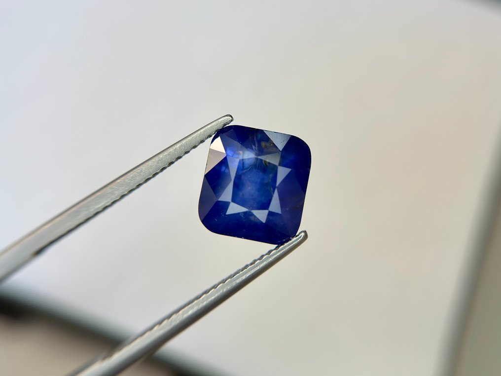 没有保留价 - 1 pcs 蓝色 蓝宝石 - 6.59 ct - 莲花宝石实验室 - 锡兰蓝宝石 #1.0