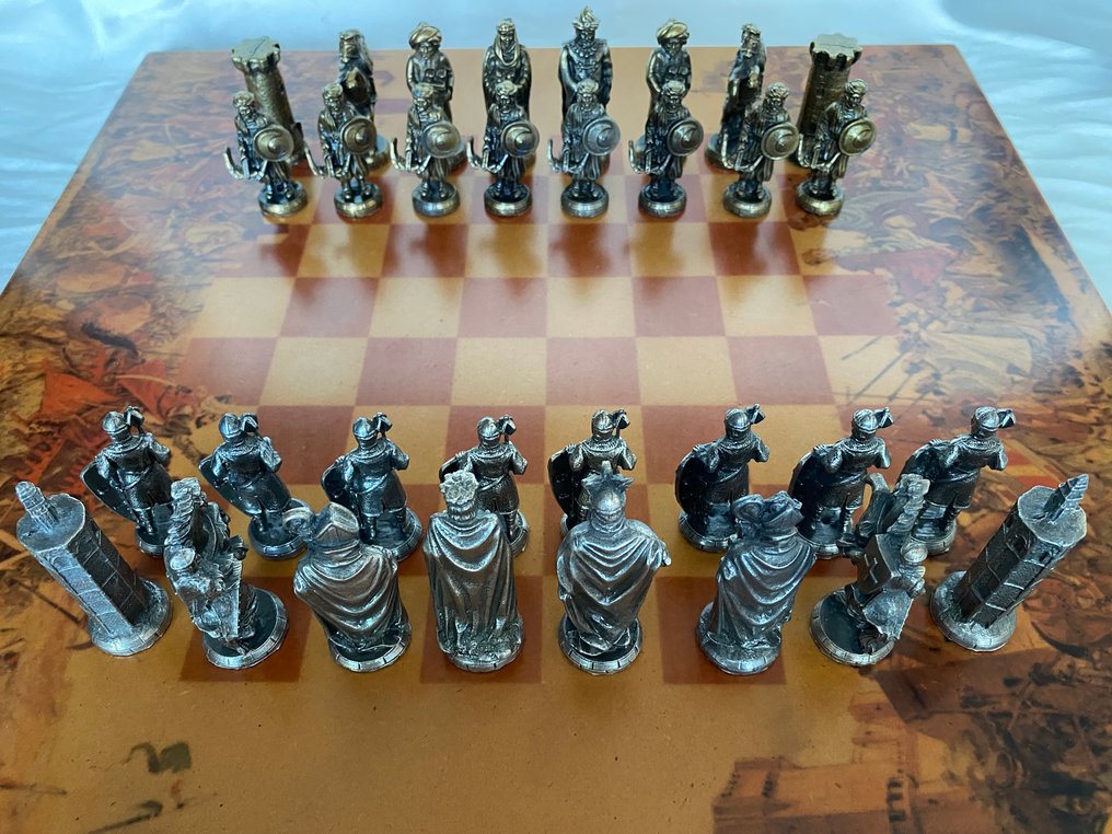 Schachspiel - Vintage-Figuren, handgefertigt aus Bronzelegierung, mit Kiste und Holzplatte. #2.1