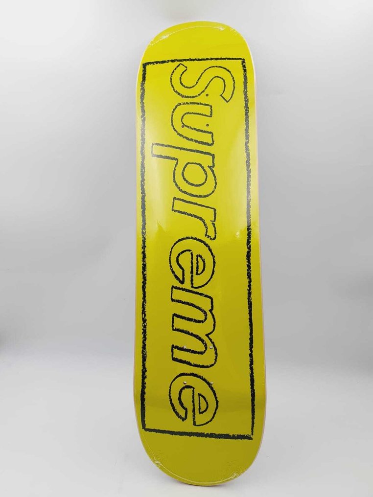 Kaws (1974) - NO RESERVE Kaws x Supreme Skateboard Chalk Logo 2021 #1.0