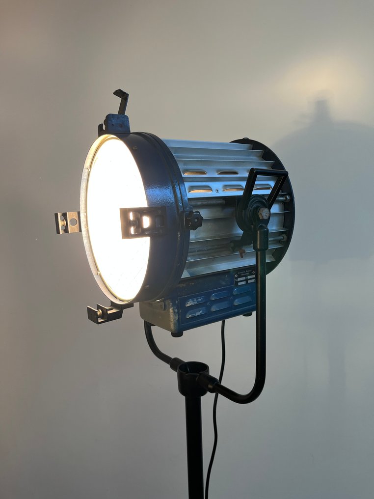 ARRI (Arnold & Richter) - Lampada da teatro - Ferro - Fresnel Studio 2K #4.3