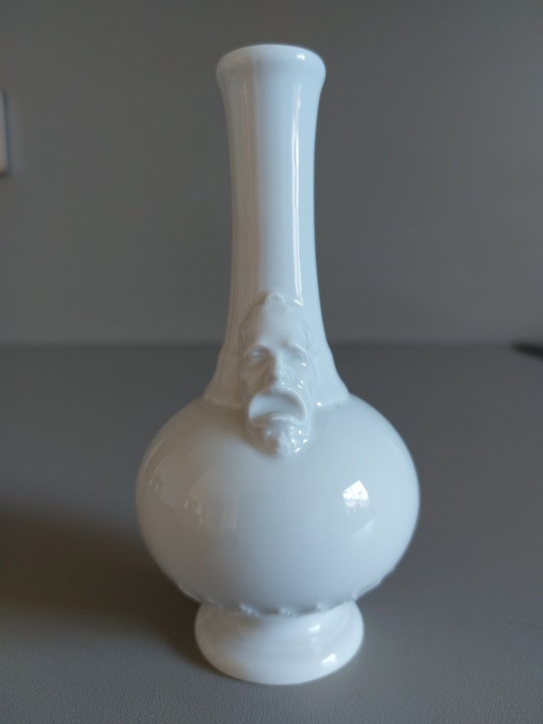 KPM - Vase - Porcelain #1.0