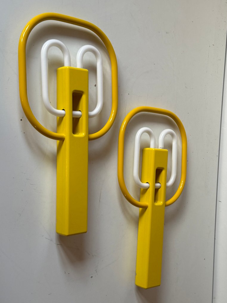 Kinkiet (2) - Plastik - Lampy ścienne postmodernistyczne #1.0