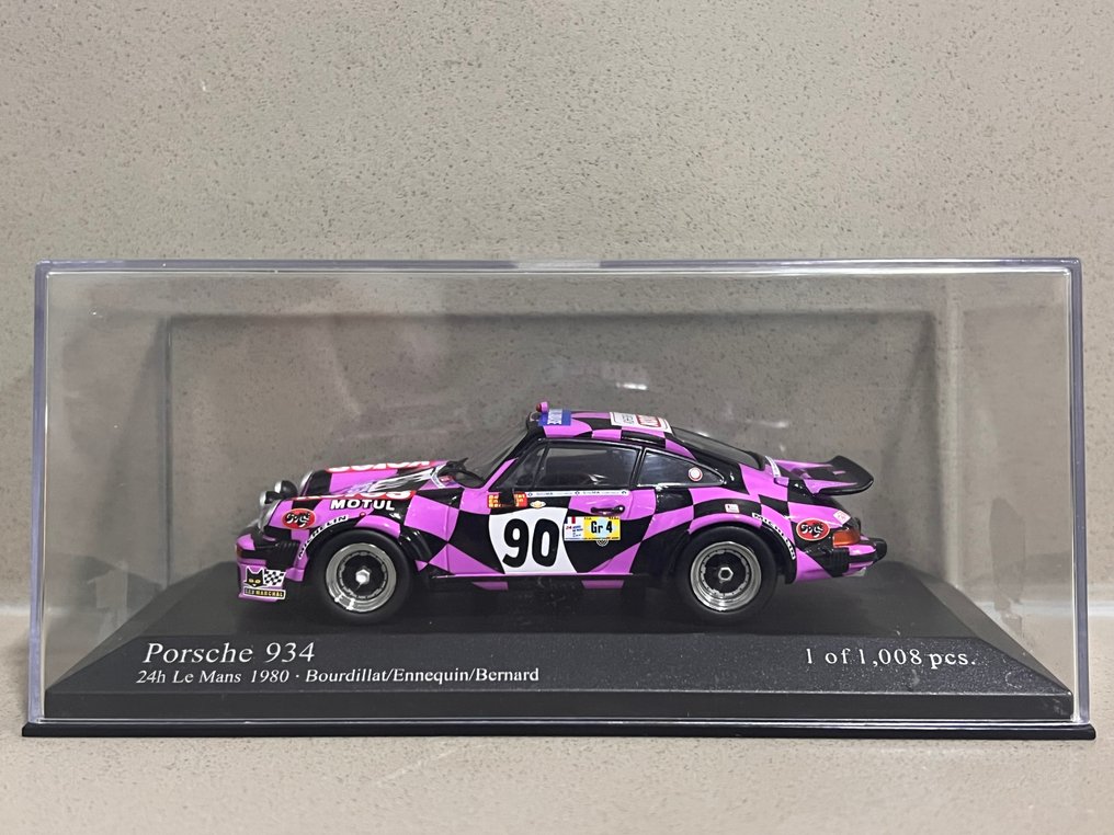 Minichamps 1:43 - Modellauto - Porsche 934 - Limitierte Edition 1 von 1008 Stück. #1.0