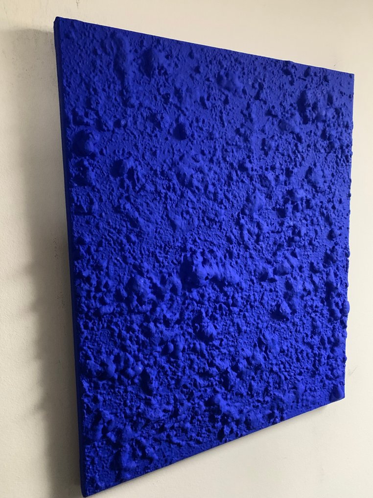 Busco - Yves Klein Bleu #1.0