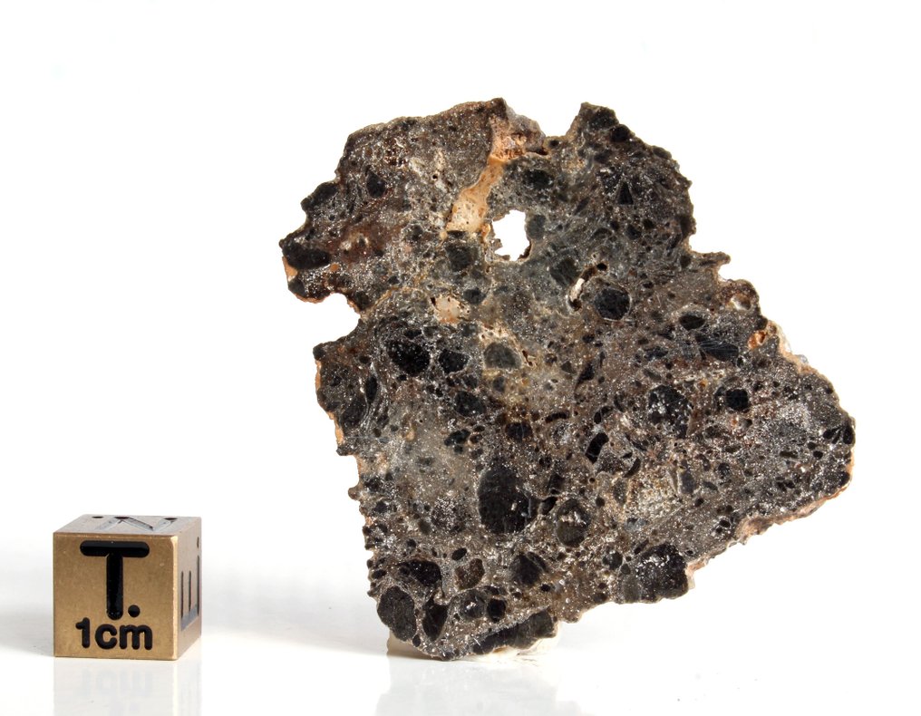 Een mooie maansnede NWA 17700 maanmeteoriet (troctoliet smeltbreccia) - 6.83 g - (1) #1.0
