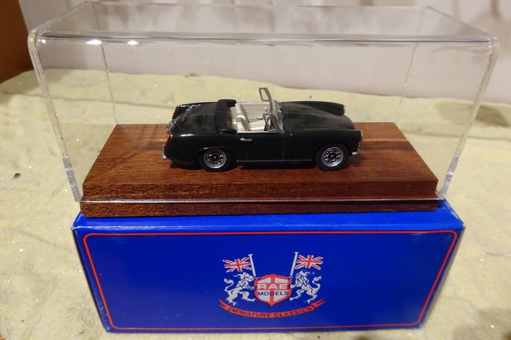 RAE Models 1:43 - Modell autó - Austin Healey Sprite #4.3