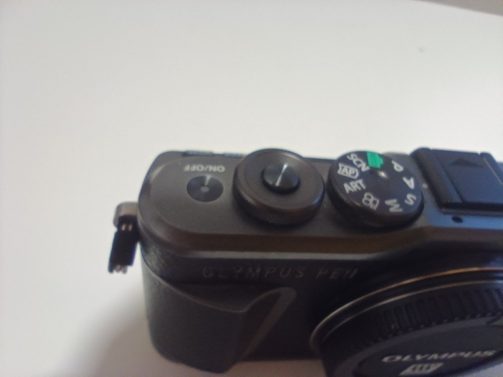 Olympus PEN E-PL10 BLACK // BODY ONLY Mirrorless camera #2.1