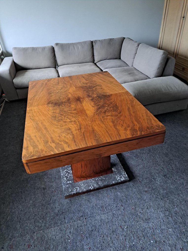 De Coene Fréres - De Coene Fréres - Dining table - Art deco table on a gray veined marble pedestal on two columns. - Nutwood - Art deco table #1.0