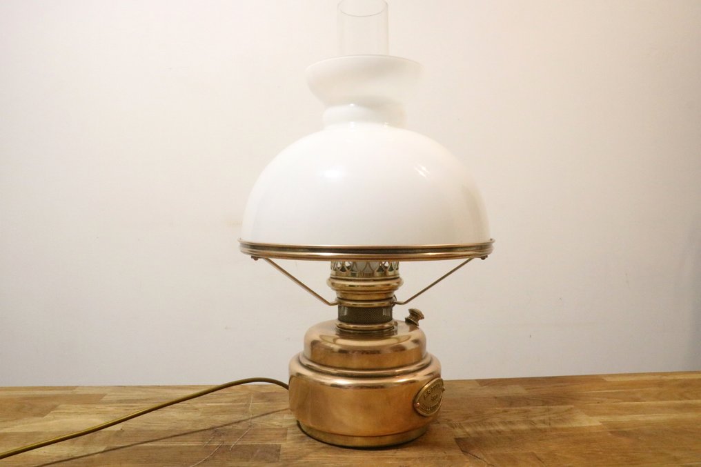 OMA - Table lamp - Opaline glass #3.2