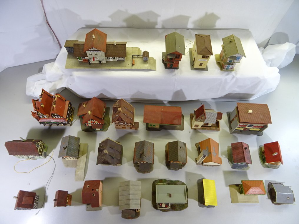 Faller, Vollmer, Kibri H0 - Modellvonat terepasztal (26) - 26 részes épületek/házak stb. #1.0