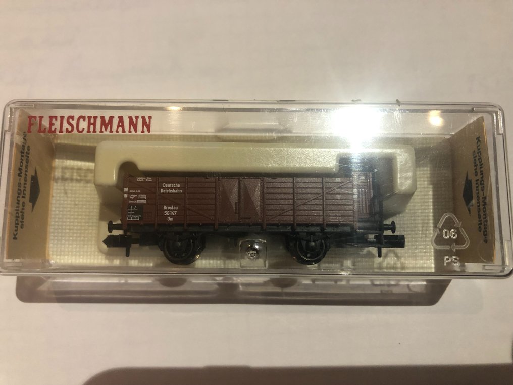 Fleischmann N - 8216k, 1498 - Modellvonat teherfuvarozás (5) - 5 áruszállító kocsi - DB #4.3