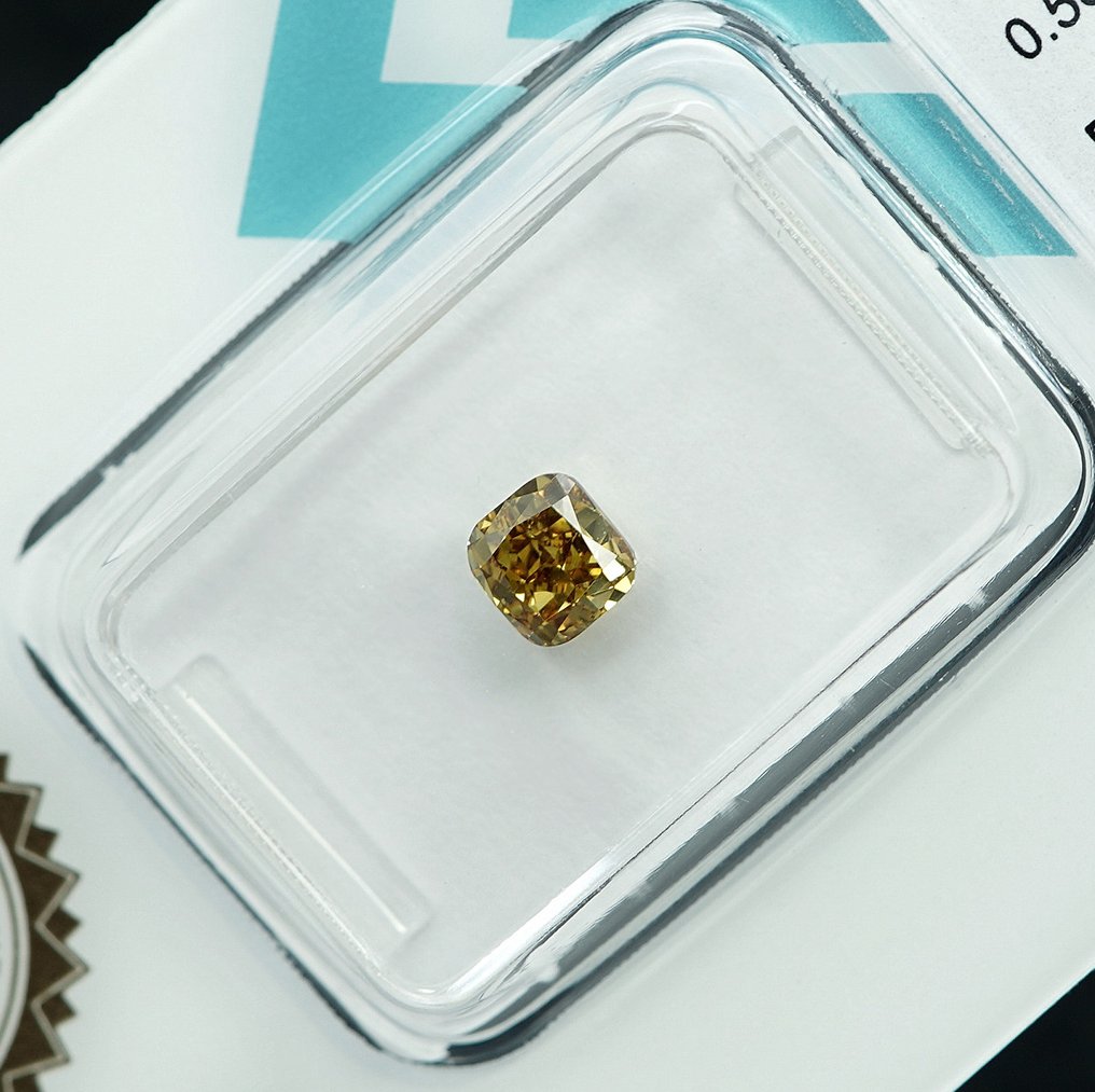 没有保留价 - 1 pcs 钻石  (天然色彩的)  - 0.58 ct - 枕形 - Fancy 黄色 - VS2 轻微内含二级 - 国际宝石研究院（IGI） #2.1