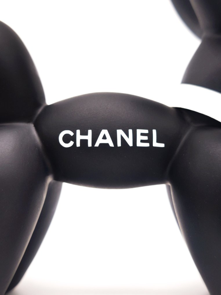 AMA • Pope (1985) - Coco Snow - Chanel #4.3