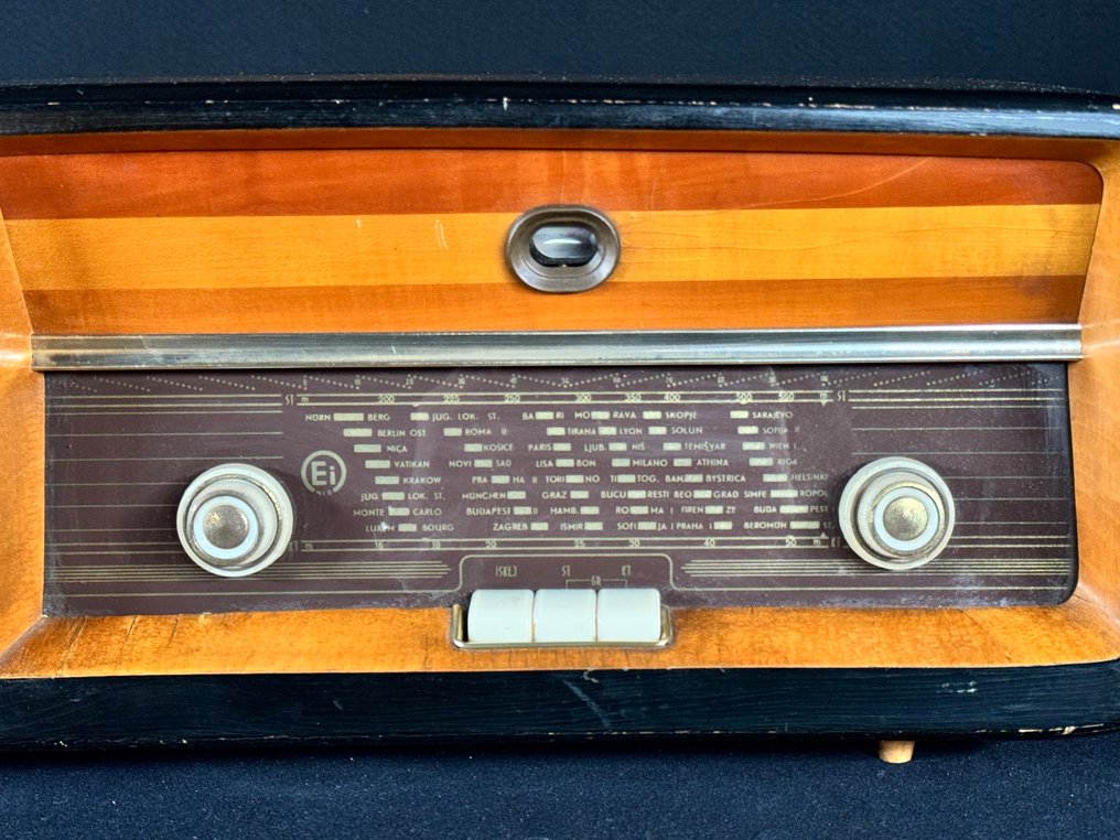 Ei NIŠ - RR 240 Radio #2.1