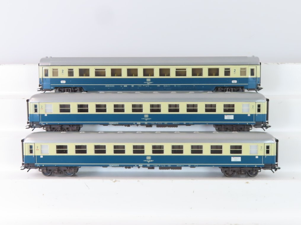 Märklin H0 - 42994 - Model train passenger carriage set (1) - 3-piece set of carriages 'Südwind'. - DB #1.0
