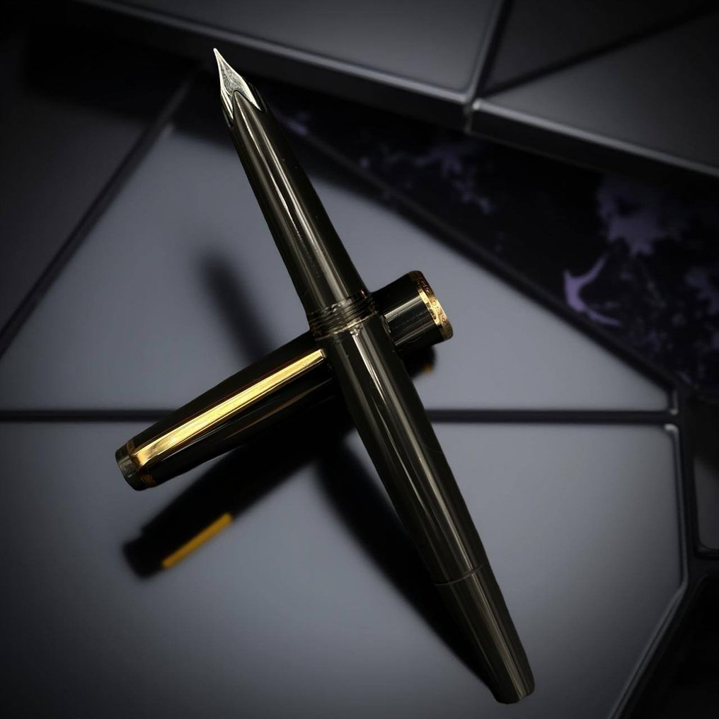 Montblanc - 32 - No reserve price - Fountain pen #1.0