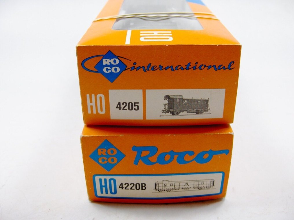 Roco H0 - 4220B/4205 - Τρένο μοντελισμού μεταφοράς εμπορευμάτων (2) - 2x αποσκευές - DRG #2.1