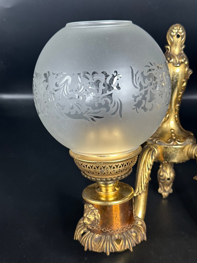 Væglampe - Applique murale Napoléon III i forgyldt bronze – 2 lys, gravérede glas tulipaner – 1800-tallet - Forgyldt messing, mat glas graveret #1.0