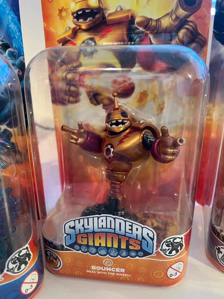 Video game figure Skylanders Giants Halloween edition 2013 Eye-Brawl; Thumpback; Bouncer; Eye-Brawl; Crusher; Swarm; - 2010-2020 #2.1