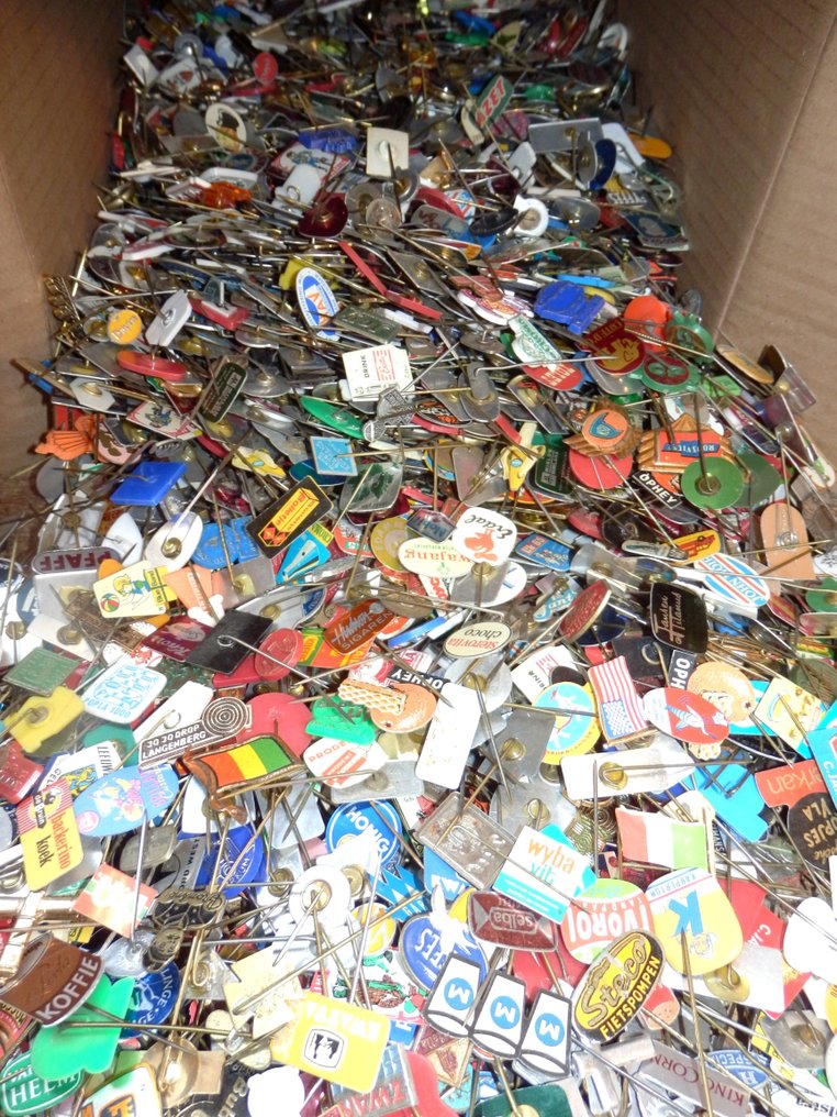 Κονκάρδα Vintage Verzameling van ruim 5.000 Reclamespeldjes 1960-1970 (4 kilo) - Ολλανδία - 20ος-τέλη #1.0