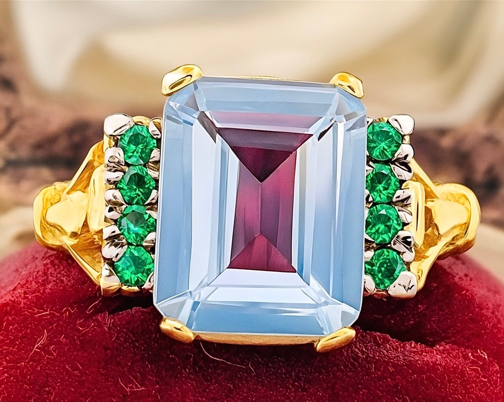 χωρίς τιμή ασφαλείας - Δαχτυλίδι - 9 kt. Κίτρινο χρυσό, Ασημί Ακουαμαρίνης - Σμαράγδι #1.0