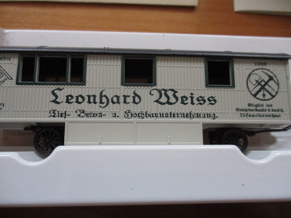 Märklin H0 - Model wagonu kolejowego (3) - Trzy muzealne wagony Märklin w oryginalnym opakowaniu. #3.2