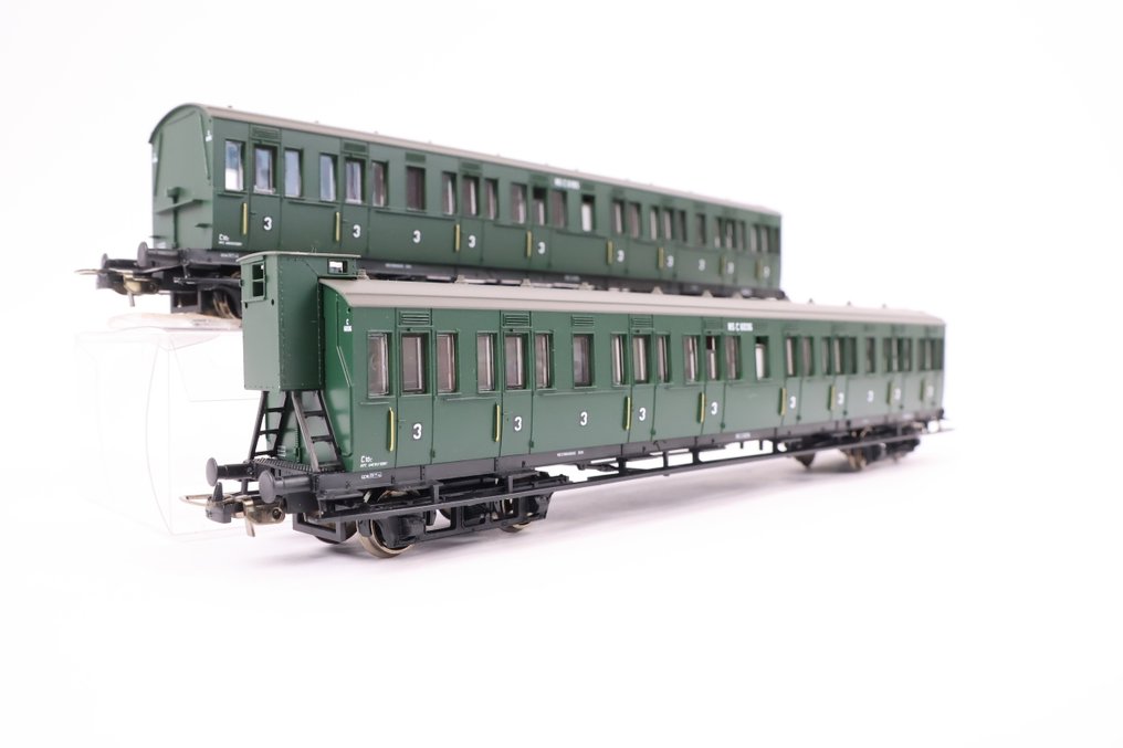 Piko H0 - 58032 - Modellbahn-Personenwagenset (1) - Zwei Coupé-Fahrzeuge: C 6036 & C 6185 - NS #4.3