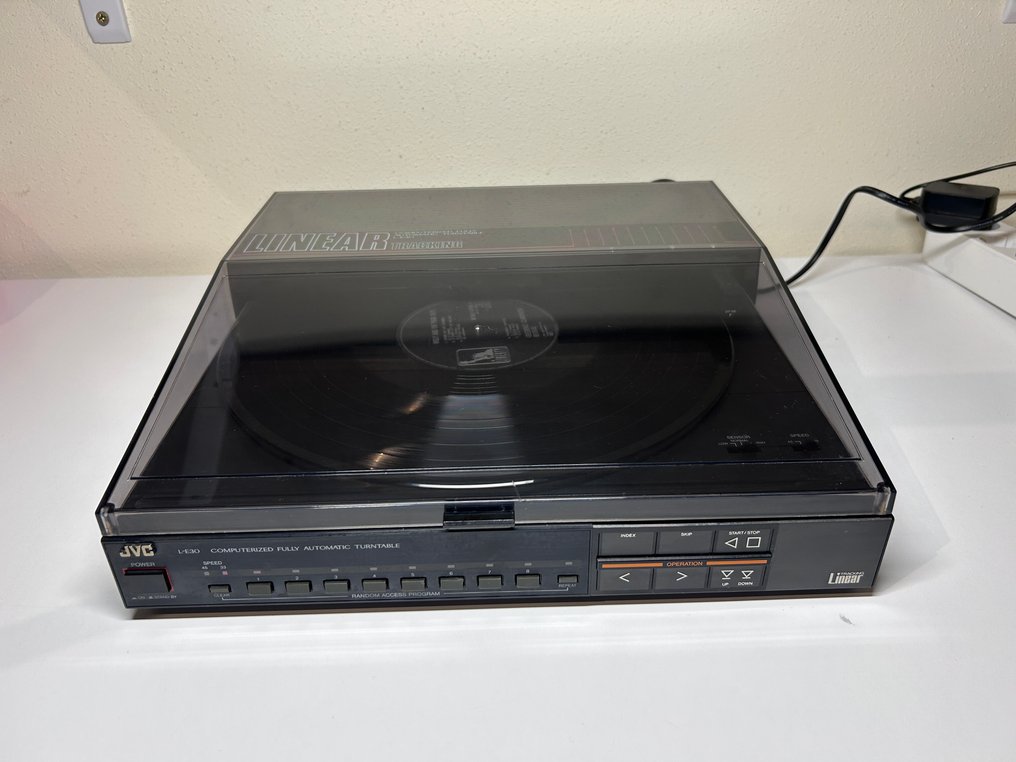 JVC - L-E30 Platespiller #1.0