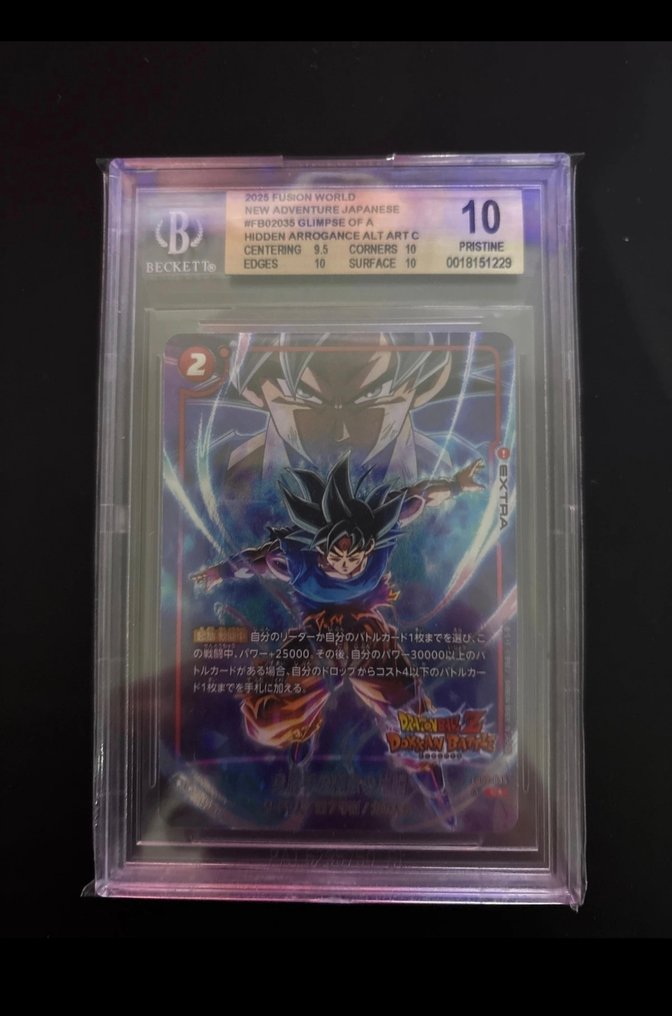 Bandai - 1 Graded card - Dragon Ball - Goku Alternate art, Foil, First edition - Beckett 10 #1.0