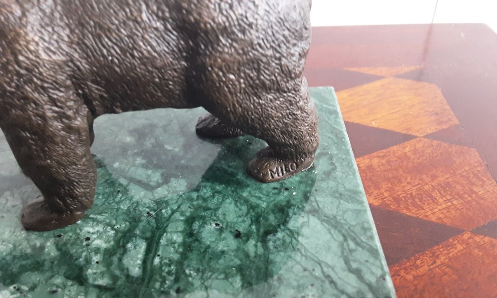 Estatua, Onbekend - 8.5 cm - brons marmer #4.3