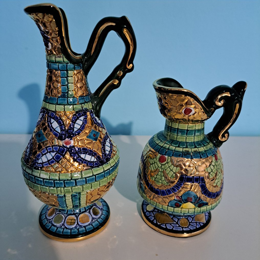 Deruta-Gialletti G.P. - Pitcher (5) - Majolica, with Zecchino gold (24 KT) #3.2