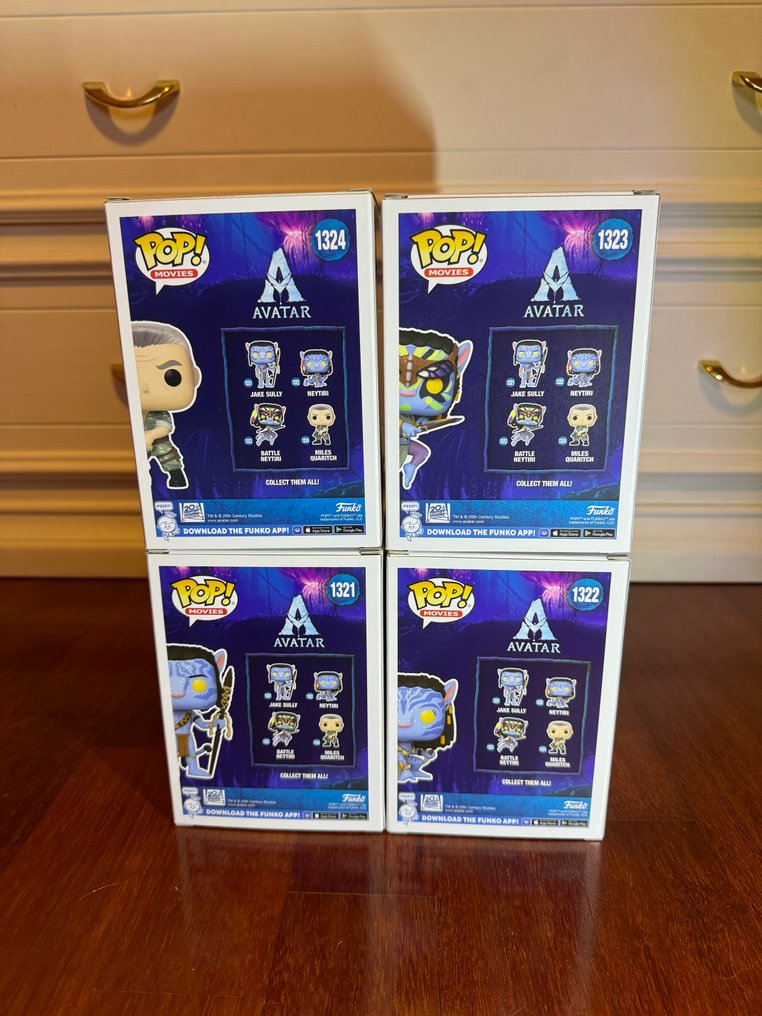 Funko  - Funko Pop Miles Quaritch; Battle Neytiri; Jake Sully; Neytiri - 2020+ - V.S. #2.1