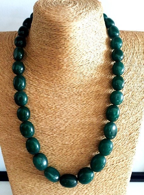 Πολύ όμορφο κολιέ χειροποίητα με σμαράγδια, ωοειδείς χάντρες - 560 καράτια. Κοσμήματα- 112 g - (1) #4.3