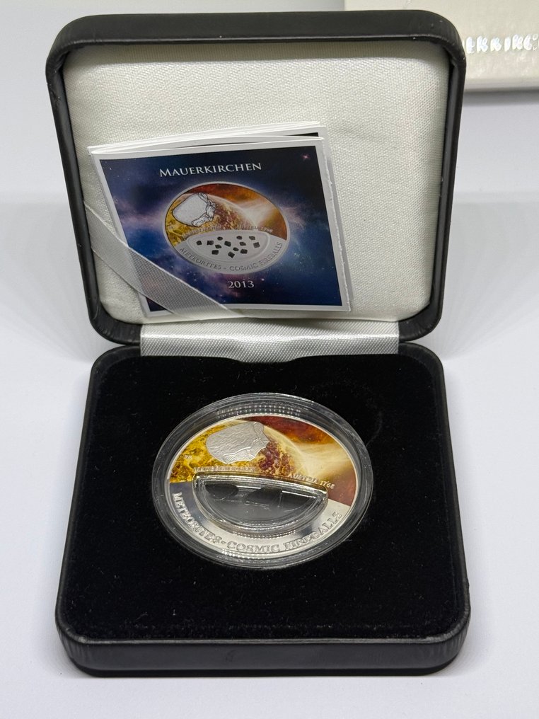 Fiji. 10 Dollars 2013 Meteoriten - Cosmic Fireballs - Austria Mauerkirchen 1768 (Zonder minimumprijs) #1.0