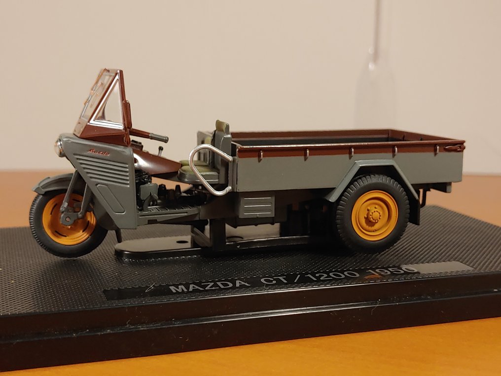 Ebbro 1:43 - Machetă camion - Mazda CT / 1200 - 1950 - Roată față direcționabilă #1.0