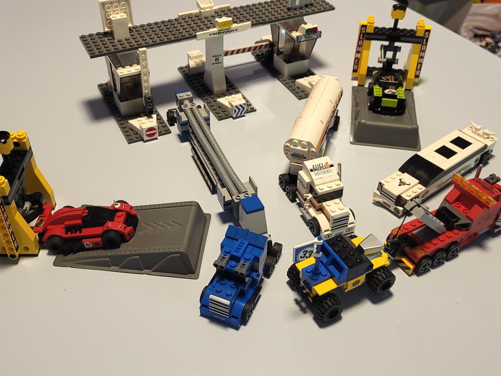 LEGO Set - 8147 - Racers - 8147 RACERS Bullet Run #3.2