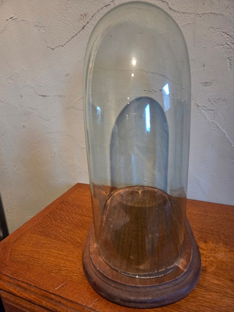 Globe - !!! - GLAZEN STOLP - 1951-1960 - Beautiful oval glass lantern in good condition, 26cm wide, 14cm deep, and 34cm high without the #3.2
