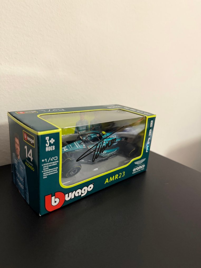 Aston Martin Aramco Cognizant Formula One Team - Formula One - Fernando Alonso - 2023 - Skala 1/43 modelbil  #3.2