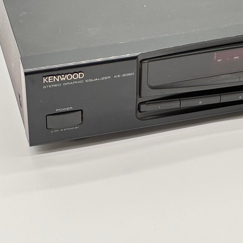 Kenwood - KE-2060 Stereo graphic equalizer #1.0