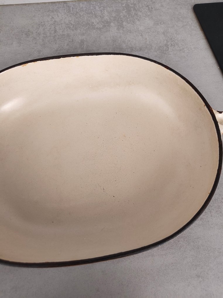 Le Creuset, Baking dish - Enzo Mari - Baking dish -  La Mama - source #3.2