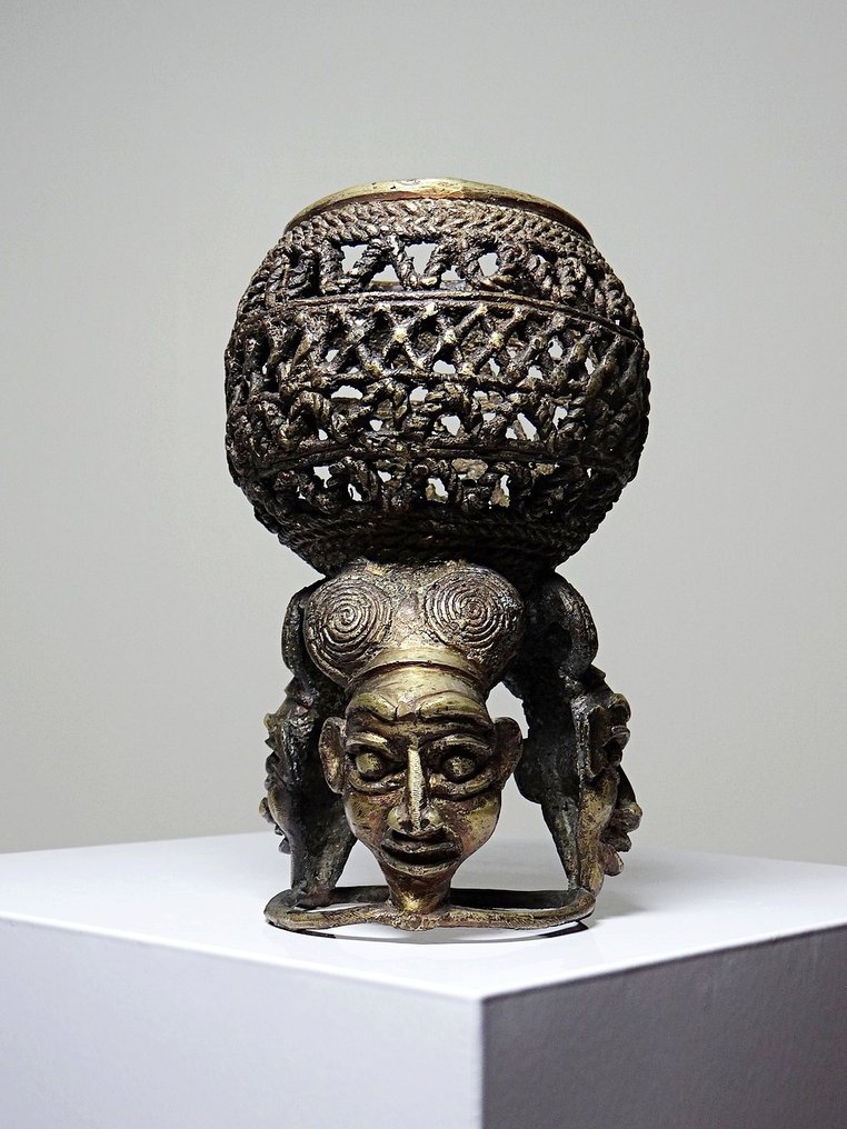 Old ceremonial pipe ornament - Bamoun - Cameroon #1.0