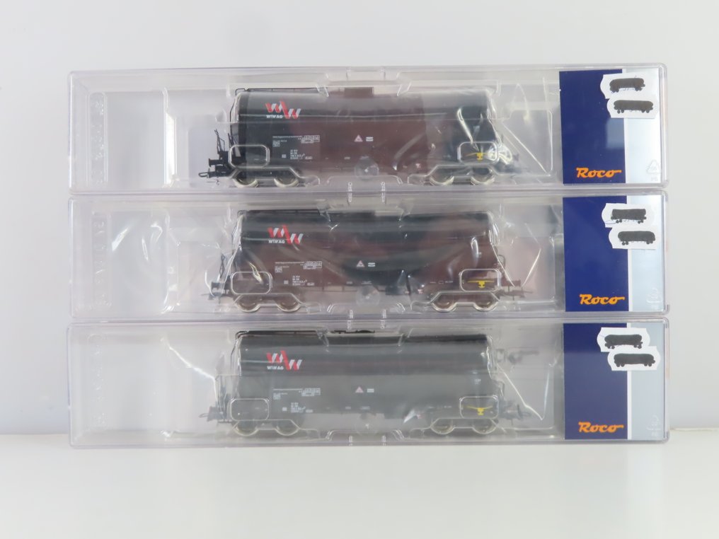 Roco H0 - 76539 - Model train freight carriage (3) - Three four-axle tank wagons 'WIW AG'. - DB #3.2