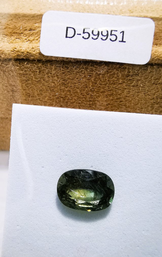 Sans prix de réserve - 1 pcs Vert, Jaune Saphir - 3.17 ct - Instituto Gemólogico Español (IGE) #4.3