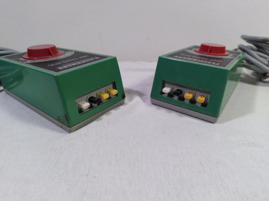 Fleischmann H0 - 6735 - Trasformatore (2) - MSF-Trafos, 7,5 VA #1.0