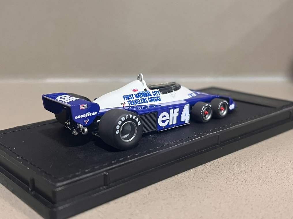 GP Replicas 1:43 - Modellauto - P34 1977 NR. 4 - P. Depailler - Limitierte Auflage 500 Stück. #4.3
